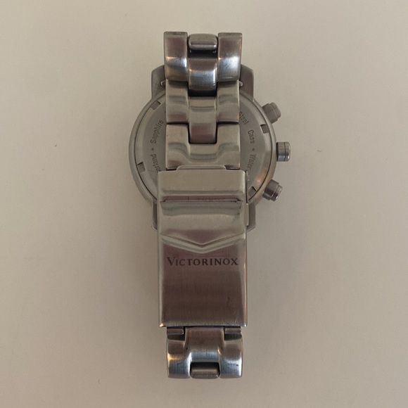 Swiss Army Victorinox Stainless Steel V7-15 Chrono S. Unisex Watch - Picture 2 of 6